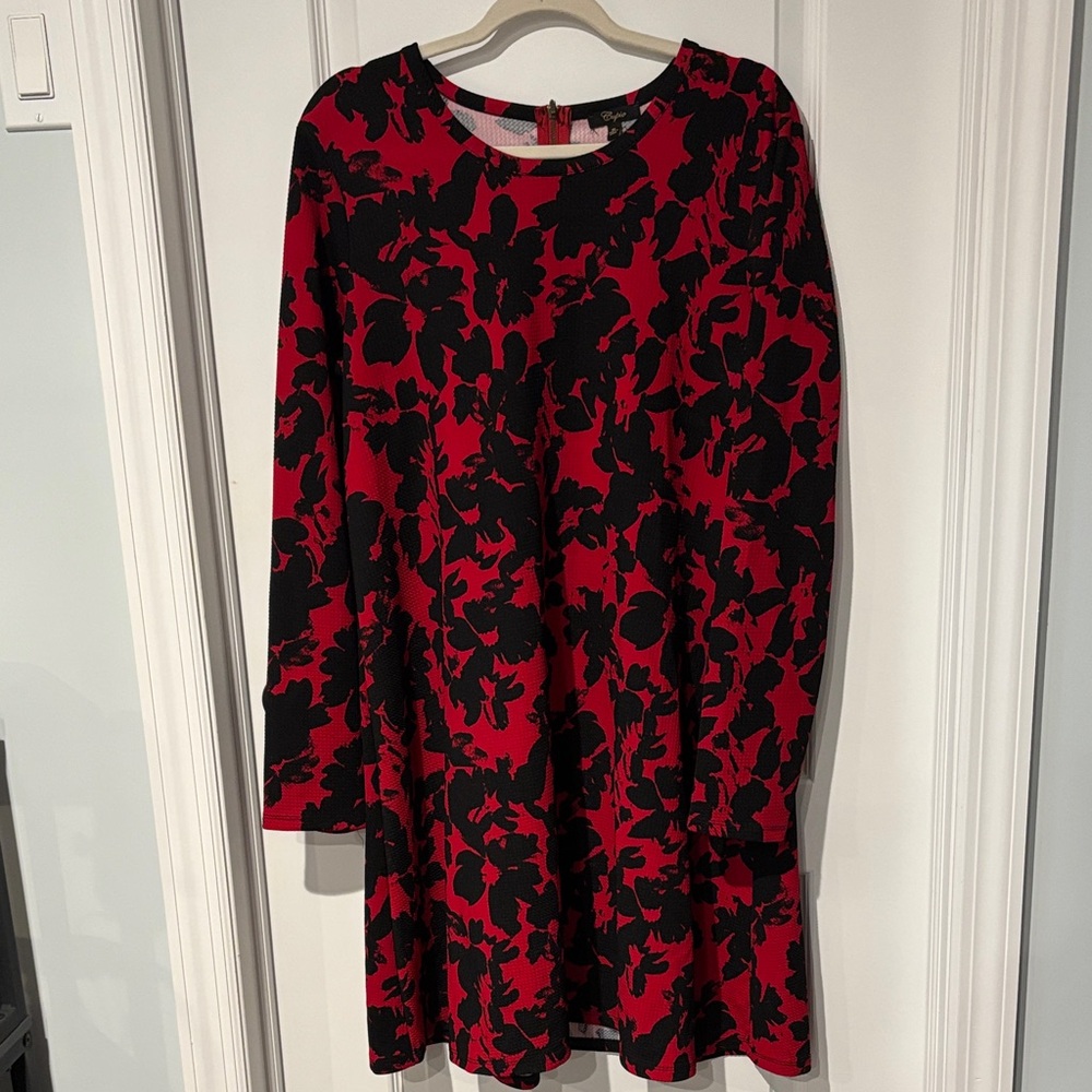 Cupio Red and Black Long Sleeve Dress